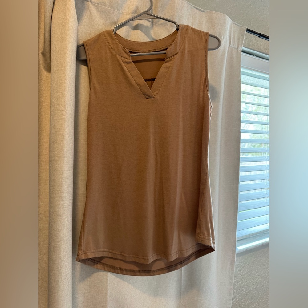 Sleeveless Brown Top